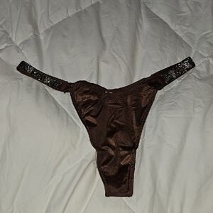 Victoria's Secret Very Sexy Thong, Nwts! Sz Medium! Brown And BLING!!!!